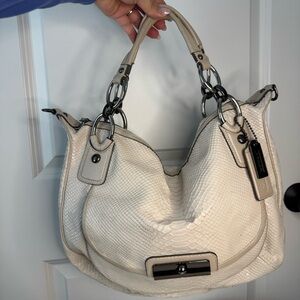 Coach Python Embossed Leather Hobo Shoulder Bag Cream Snake Texture Purse
